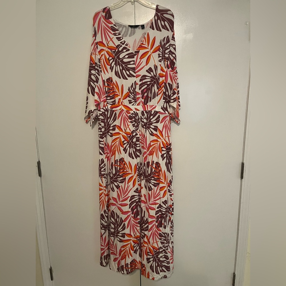 G by Giuliana Colorful Leaf Pattern Dress